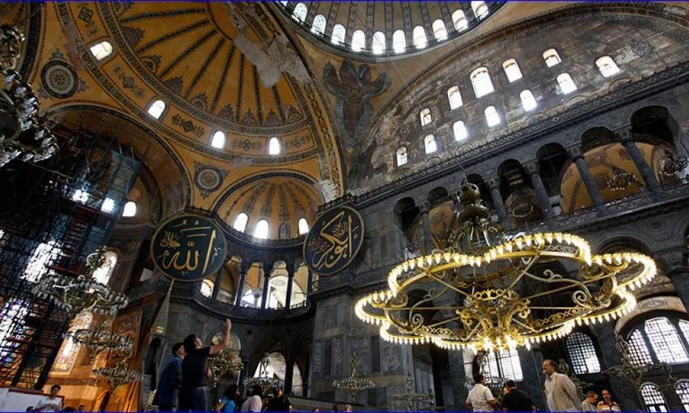 Αγία Σοφία: Επικοινωνία Σακελλαροπούλου με Πάπα Φραγκίσκο